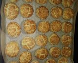 Töpörtyűs pogácsa glutén-, laktózmentesen recept fázis 6 fotója