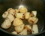 Foto del paso 2 de la receta: Papas sudadas con orégano