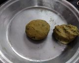 A picture of step 4 of Green onions bajra paratha.