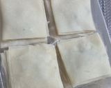 A picture of step 3 of Chicken cheese Boxes.