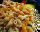 A picture of step 5 of Chicken tikka macaroni.