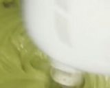 Foto langkah ke 4 dari resep Bolu Kukus Pandan Mekar.