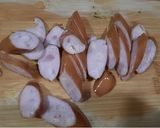 A picture of step 1 of Chicken sausage..pepper fry.