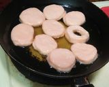 Foto langkah ke 8 dari resep Donat Bomboloni Stroberi.