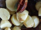 ભરેલા રીંગણ બટાકા નું શાક (Bharela Ringan Bataka Shak Recipe In Gujarati)