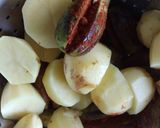 ભરેલા રીંગણ બટાકા નું શાક (Bharela Ringan Bataka Shak Recipe In Gujarati) રેસીપી સ્ટેપ2ફોટો