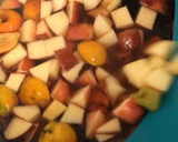 Foto del paso 4 de la receta: Ponche de frutas 🍇 (calientito)