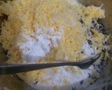 Foto langkah ke 1 dari resep Cheese Sourdough Scones.
