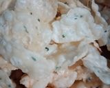 Foto langkah ke 5 dari resep Keripik Bawang Renyah.