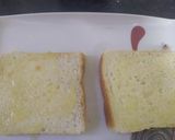 A picture of step 4 of Chilli cheese toast.