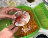 Foto del paso 4 de la receta: Fideuá de gambas en Lékué al microondas