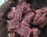 Foto langkah ke 2 dari resep Schezuan Meatballs.