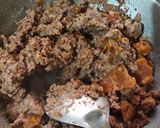 A picture of step 2 of Ragi sheera.
