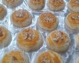 A picture of step 5 of Naan khatai.