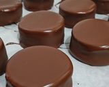 Foto del paso 11 de la receta: Alfajores marplatenses (argentinos)