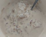 Foto del paso 6 de la receta: Salsa🥯de tocineta🥓y cebollas caramelizadas🥛🧅🧄