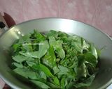 Foto langkah ke 1 dari resep Gulai Daun Singkong.