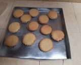 Foto langkah ke 4 dari resep Cup cake vanila sederhana.