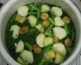 Foto langkah ke 4 dari resep Sayur Asem bumbu Racik.