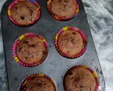 A picture of step 4 of Chocolate cupcakes with froasting ❤❤.