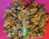 Foto langkah ke 1 dari resep Kerang kupas tahu asam manis.