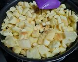 A picture of step 5 of Apple Custard.