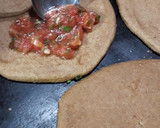 Foto del paso 3 de la receta: Pizzetas De Pan De Pita Integral