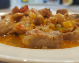 Foto del paso 8 de la receta: Dados de solomillo de cerdo con pimientos tricolor y hongos