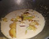 A picture of step 3 of Cauliflower curry with white gravy.