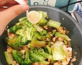 A picture of step 3 of Eat Clean Shrimp Vermicelli Bowl.