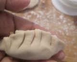 A picture of step 4 of Momos.