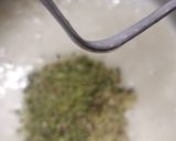 A picture of step 2 of Kesar pista ice cream cake.