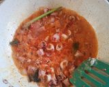 Foto langkah ke 2 dari resep Sambal Asin Cumi Pete.