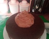 A picture of step 2 of Chocolate whipped cream cake.