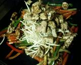 Foto del paso 4 de la receta: Chop Suey de cerdo y verduras a la Plancheta