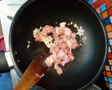 Foto langkah ke 2 dari resep Tumis Ayam Jamur Tiram.