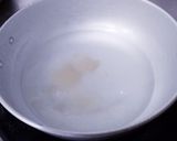 รูปขั้นตอนการทำที่ 2 ของ วุ้นกะทิมันม่วงชิ้น