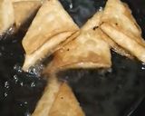A picture of step 3 of Cheese Samosa.