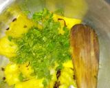 A picture of step 3 of Fried cassava.