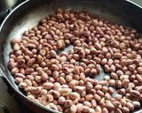 A picture of step 1 of Sabudana khichadi.