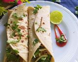 A picture of step 4 of Aloo Roll.