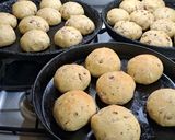 Foto del paso 6 de la receta: Pancitos saborizados de cebolla, queso y salame