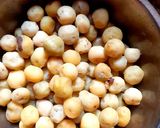 ছোট আলু দিয়ে সয়াবিন ঝাল রেসিপির ধাপ 1 ছবি