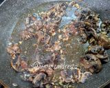 Foto langkah ke 2 dari resep Saus Alfredo Ayam & Jamur.