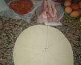 Foto del paso 1 de la receta: Medialunas rellenas rápido 😊