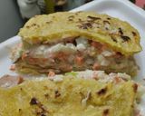 Foto del paso 14 de la receta: Arepa🫓rellena de queso🧀salchicha🌭y ensalada🍅🧅🥕