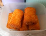 Foto langkah ke 4 dari resep Roti Gulung Sosis Keju.