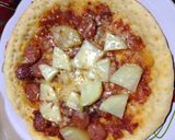 Foto langkah ke 8 dari resep Homemade teflon Pizza.