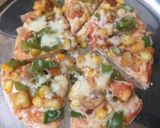 वेज डिलाइट चीज़ पिज़्ज़ा(veg delight cheese pizzza recepie in hindi) रेसिपी चरण 4 फोटो