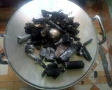 A picture of step 8 of Simple vanilla cake recipe (charcoal jiko baked).
